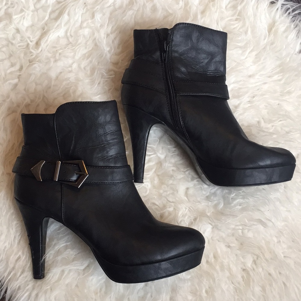 Black boots